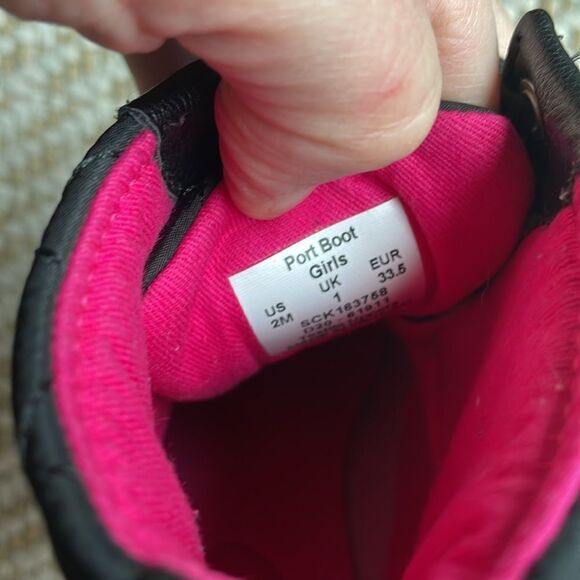 Girls Sperry Boots no laces - Picture 5 of 15